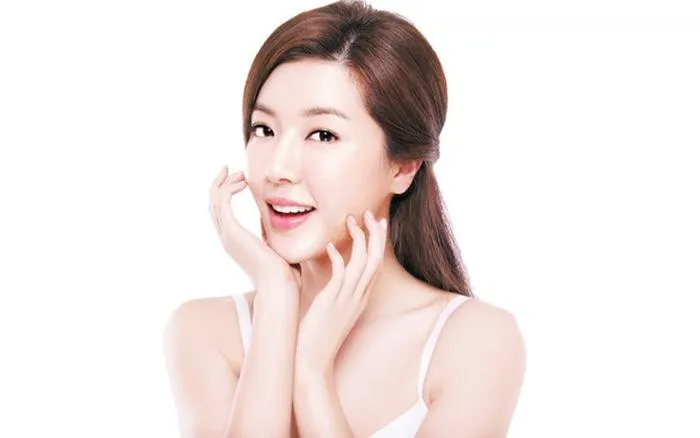 Review 5 loại viên uống trắng da được tin dùng nhất hiện nay