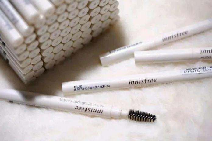 Chì kẻ mày Innisfree Auto Eyebrow Pencil thiết kế bút thon 2 đầu đầu chì oval đầu chổi xoắn ốc vỏ nhựa nhỏ gọn