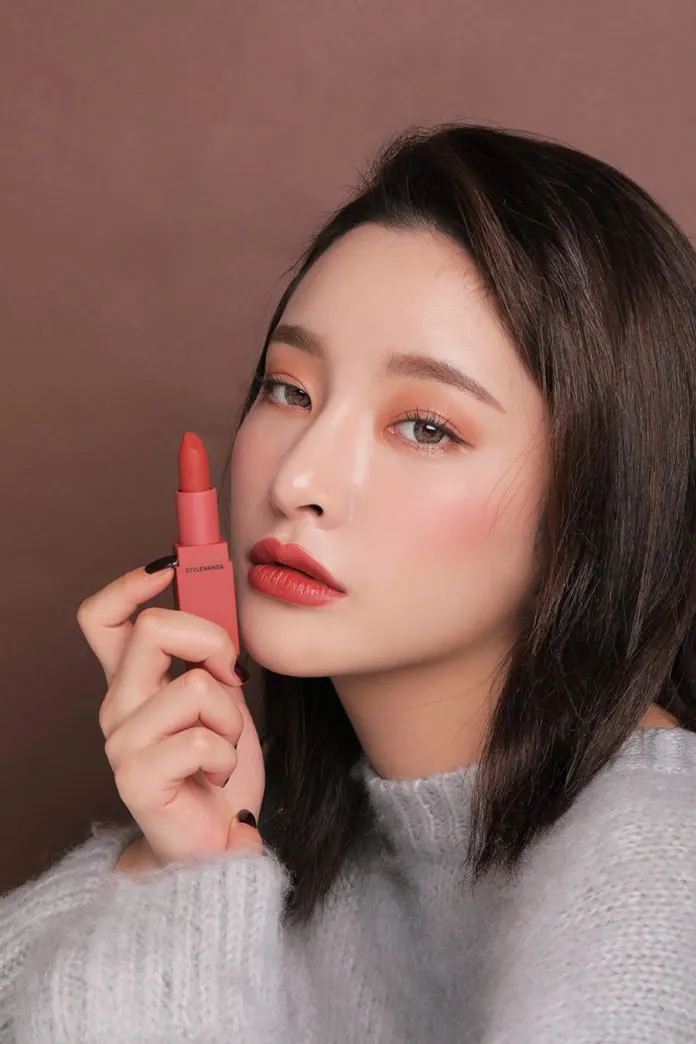 Cam đất trẻ trung