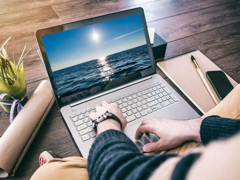 Cách bật đèn bàn phím laptop Dell: 3 cách đơn giản nhất