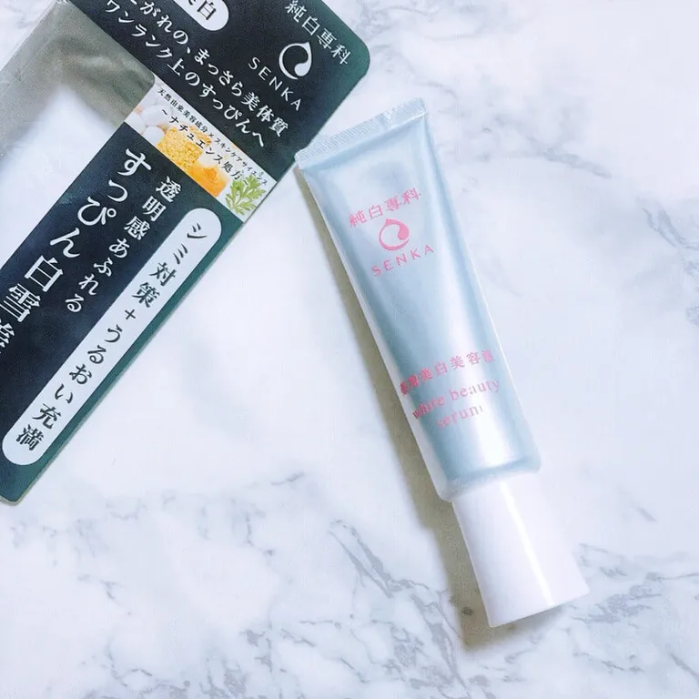 Công dụng serum Senka White Beauty dưỡng trắng mờ thâm dưỡng ẩm sâu