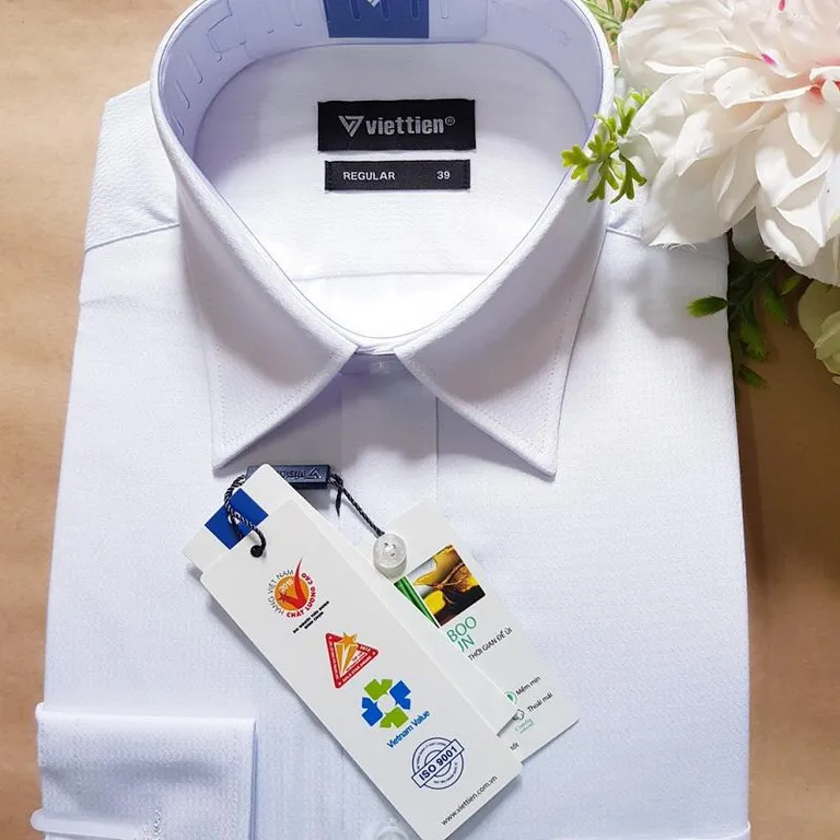 Áo sơ mi thương hiệu Việt Tiến