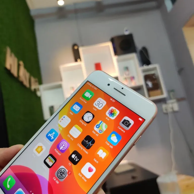iPhone 8 Plus vẫn vận hành vô cùng chính xác & mượt mà.
