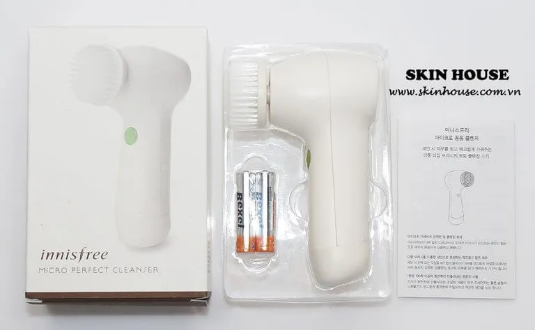 Máy rửa mặt Innisfree silicone hình tam giác