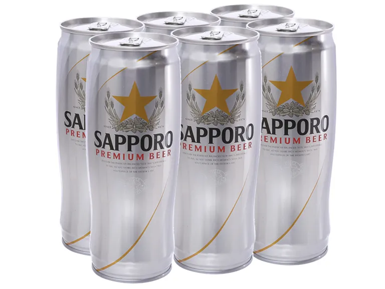 Bia Sapporo với biểu tượng ngôi sao vàng đặc trưng