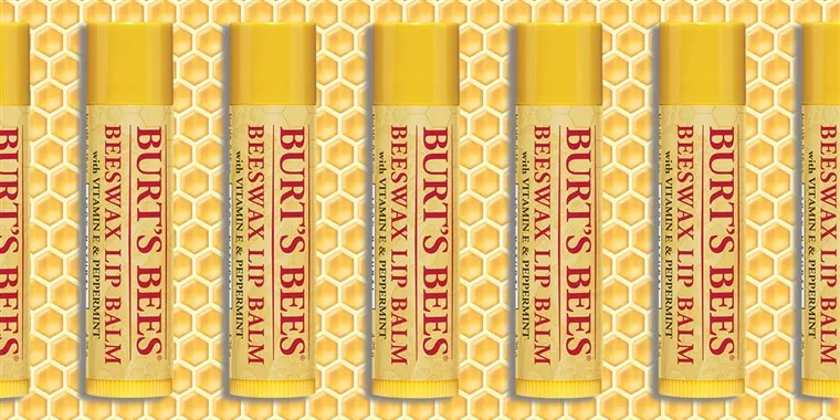 Bảng thành phần son dưỡng Burt’s Bee chi tiết