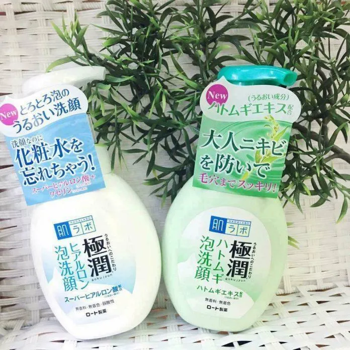 Sử dụng sữa rửa mặt Hada Labo Gokujyun