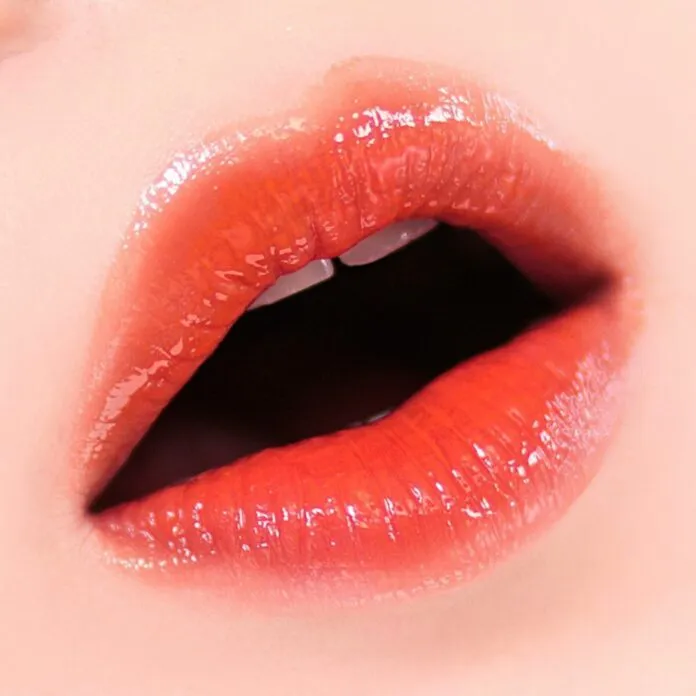 Romand JLT #01 Juicy Oh cam vàng