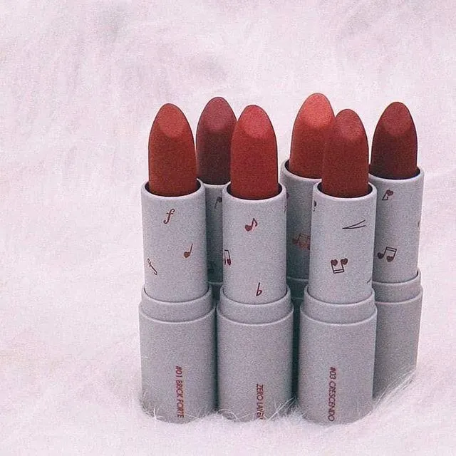 Cách thoa son Romand Zero Layer Lipstick