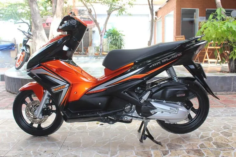 Kiểm tra xe Honda Air Blade cũ