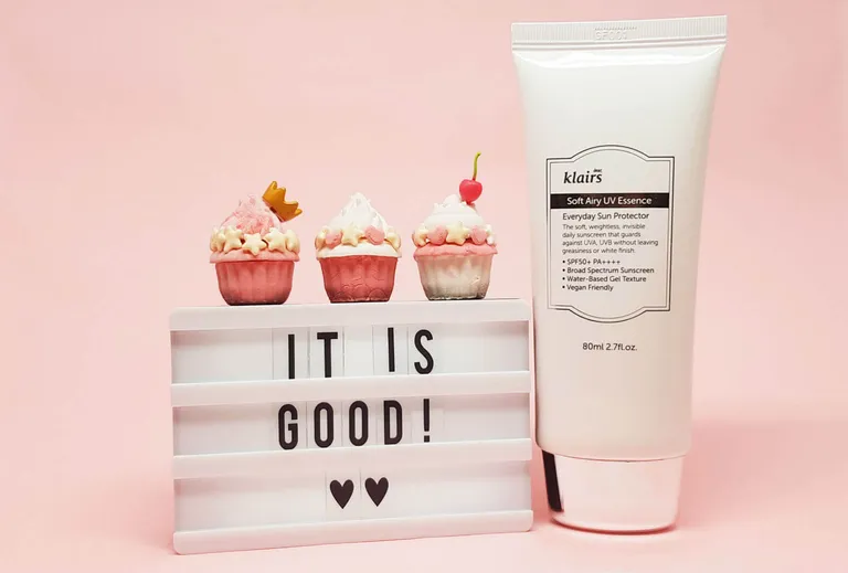 Chất kem mỏng nhẹ, dễ thẩm thấu